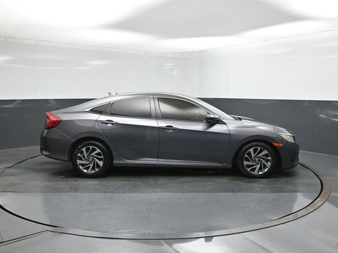 Used 2018 Honda Civic EX image 15