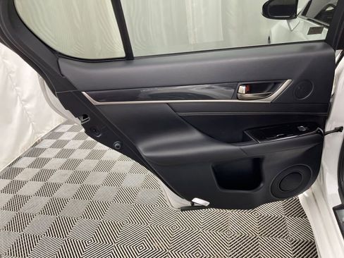 Used 2016 Lexus GS 200t w/ Premium Package image 27