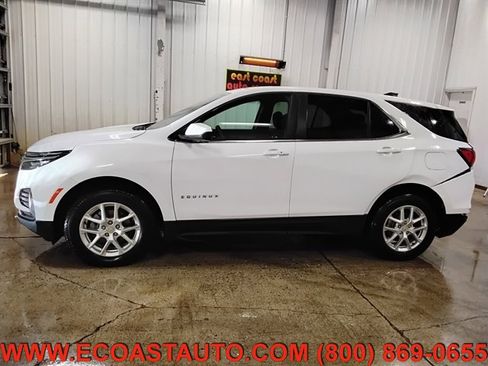 Used 2023 Chevrolet Equinox LT w/ LPO, Floor Liner Package AWD/4WD image 5