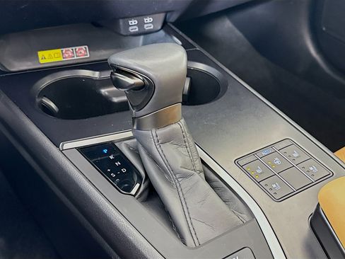 Certified 2023 Lexus UX 250h 250h Premium w/ Accessory Package (Z1) image 19