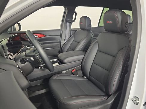 Used 2025 Chevrolet Traverse Z71 AWD/4WD image 22