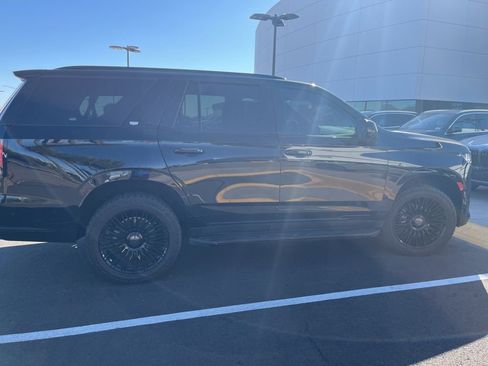 Used 2023 Cadillac Escalade Sport image 5