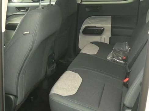 New 2026 Ford Maverick XLT w/ XLT Luxury Package FWD image 11