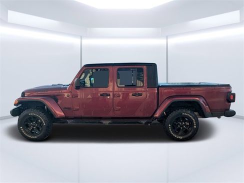 Used 2022 Jeep Gladiator Willys image 6