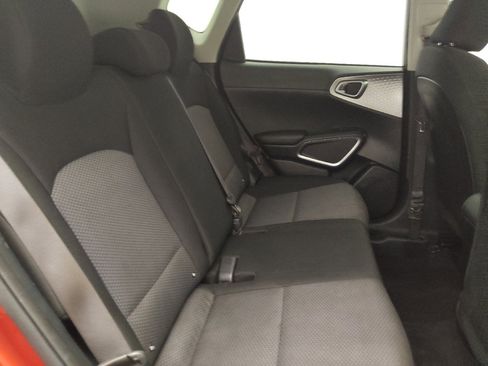 Used 2021 Kia Soul LX FWD image 19