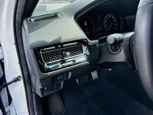 Certified 2026 Honda Civic Sport image 11