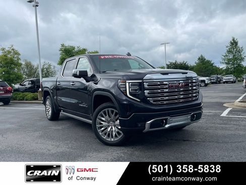 Used 2022 GMC Sierra 1500 Denali w/ Denali Carbonpro Edition AWD/4WD image 1