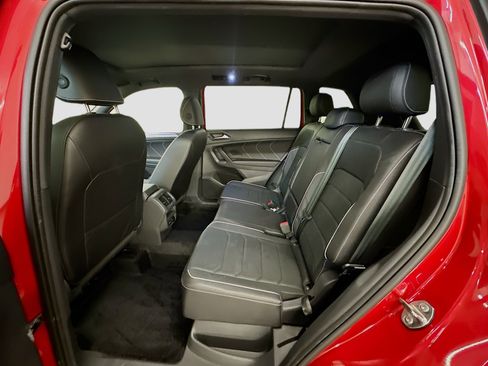 Used 2024 Volkswagen Tiguan SEL R-Line image 30