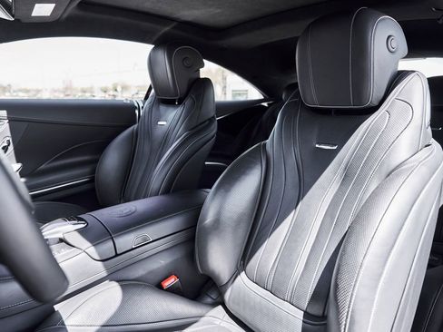 Used 2016 Mercedes-Benz S 63 AMG 4MATIC Coupe image 39