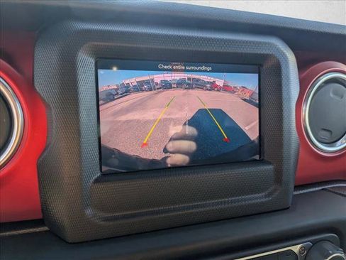 Used 2019 Jeep Wrangler Unlimited Rubicon image 12