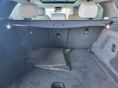 Used 2024 Land Rover Range Rover Sport SE image 19