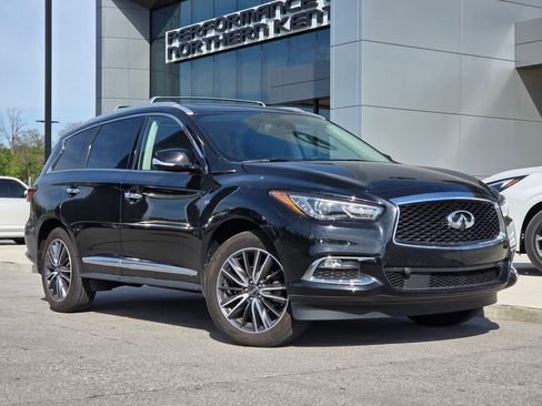 Used 2020 INFINITI QX60 Luxe w/ Sensory Package image 3