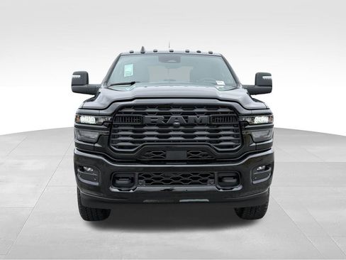 New 2026 RAM 2500 Big Horn AWD/4WD image 10