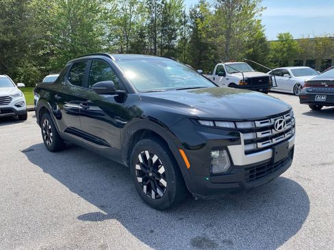 Used 2025 Hyundai Santa Cruz SEL image 8