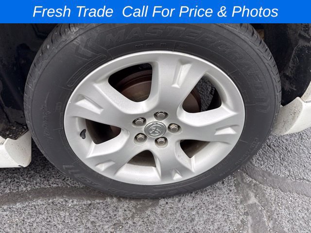 Used 2006 Toyota Matrix XR w/ Extra Value Pkg 2 FWD image 7