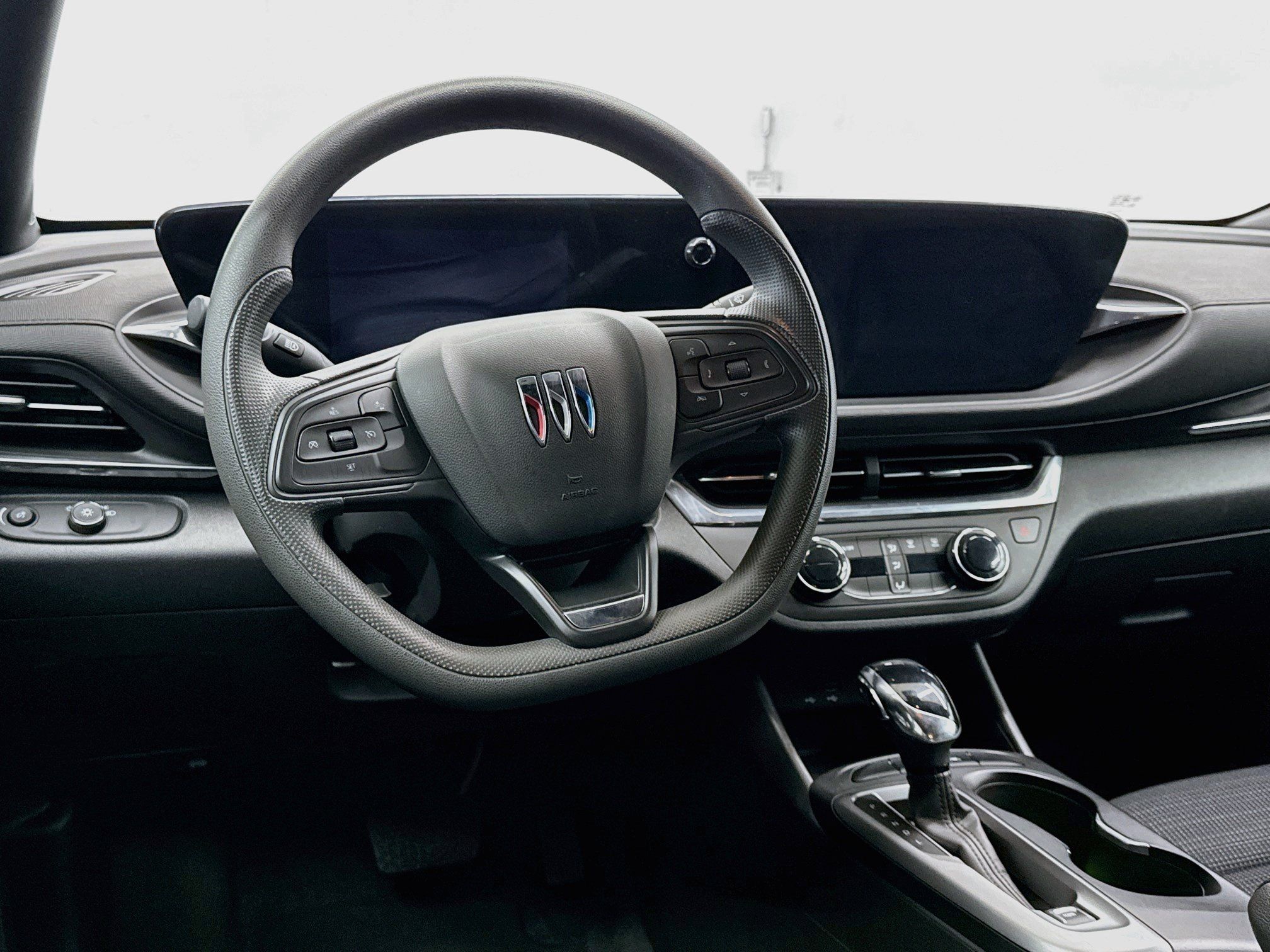 Used 2026 Buick Envista Preferred FWD image 17