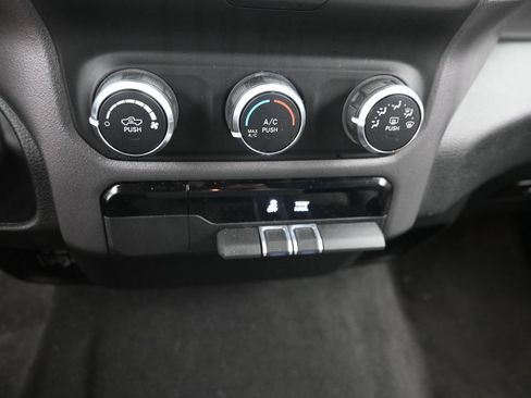 Used 2022 RAM 1500 Big Horn AWD/4WD image 21