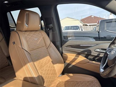 Used 2023 Cadillac Escalade Sport w/ Touring Package image 14