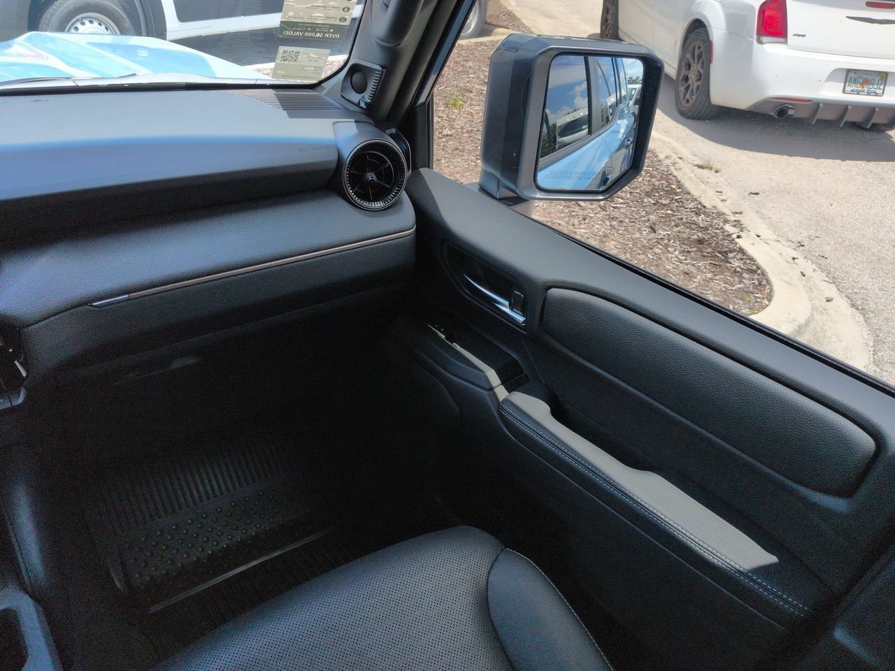 Used 2026 Toyota Land Cruiser w/ Premium Package AWD/4WD image 17