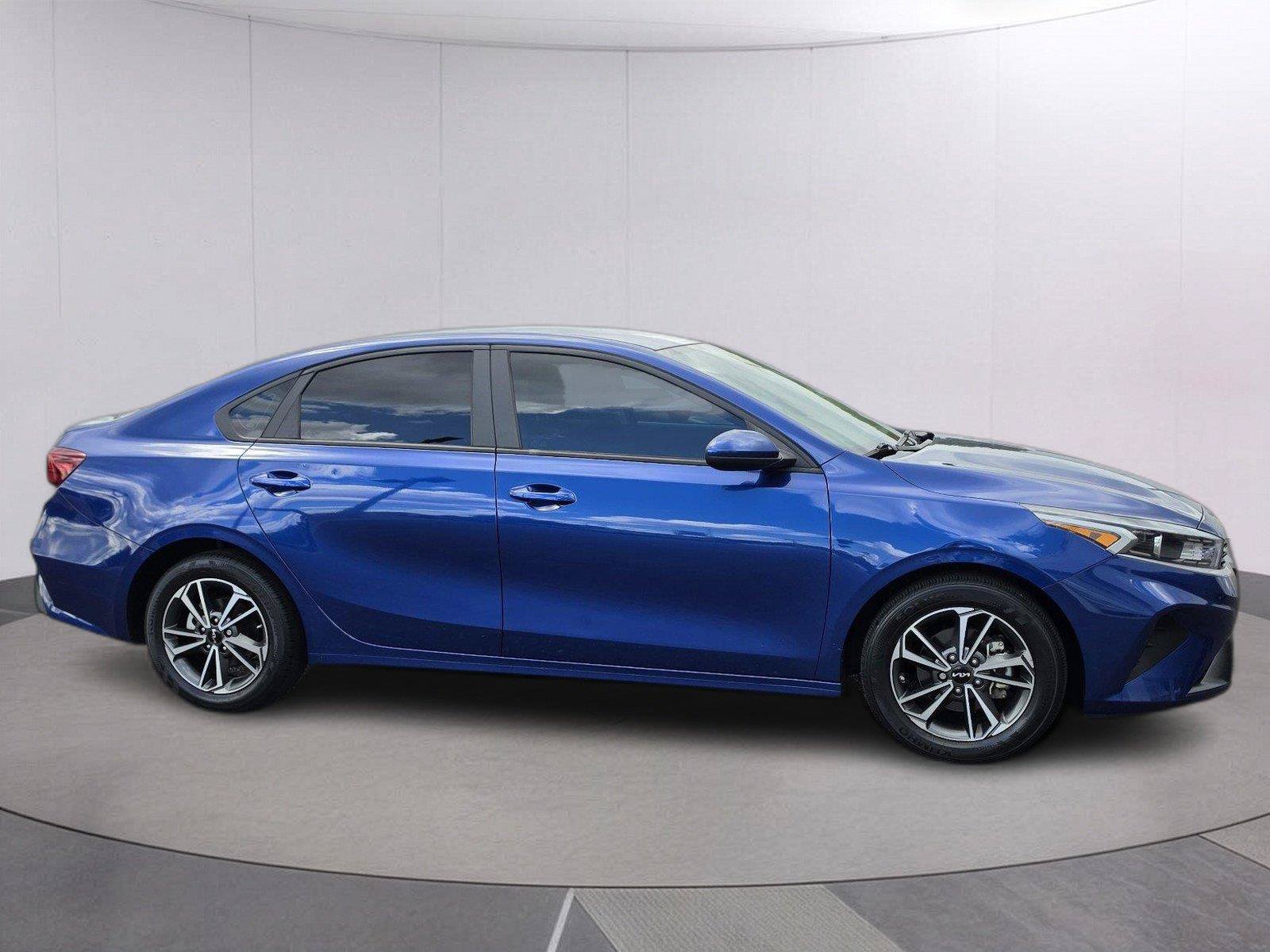 Used 2023 Kia Forte LXS FWD image 7