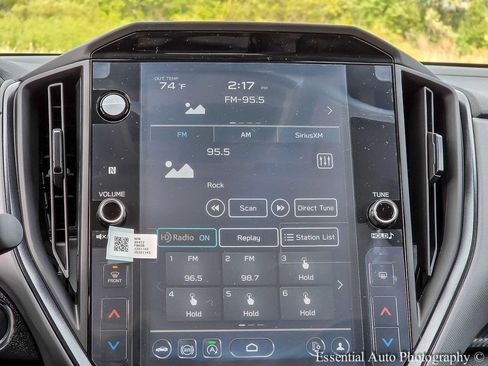 New 2025 Subaru Crosstrek 2.5i Limited w/ Crosstrek Mirror Package image 18