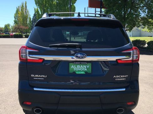 Used 2023 Subaru Ascent Touring AWD/4WD image 5