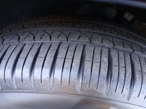 Certified 2024 Chrysler Pacifica Pinnacle image 22