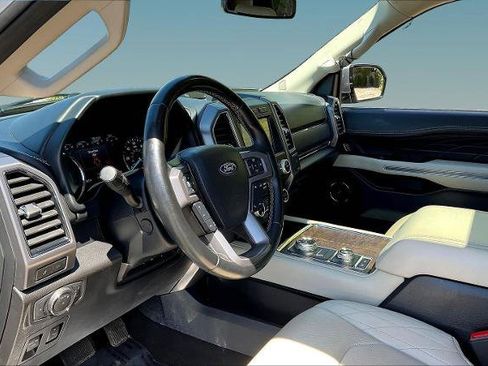 Used 2020 Ford Expedition Max Platinum AWD/4WD image 16