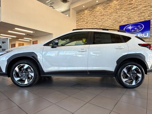 New 2026 Subaru Crosstrek 2.5i Limited w/ Crosstrek Mirror Package image 2