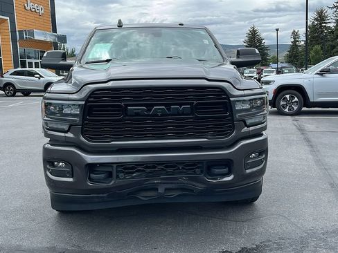 Used 2022 RAM 3500 Limited AWD/4WD image 2