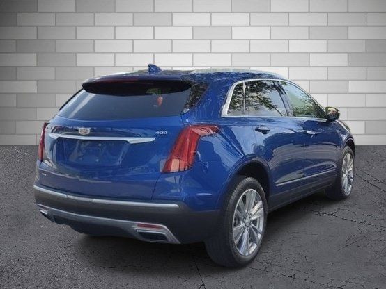 Certified 2023 Cadillac XT5 Premium Luxury w/ LPO, Floor Liner Package AWD/4WD image 4