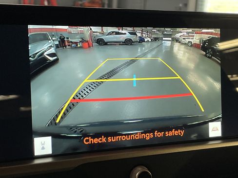 Used 2025 Toyota Crown XLE image 25