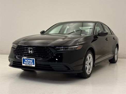 Certified 2025 Honda Accord LX image 2