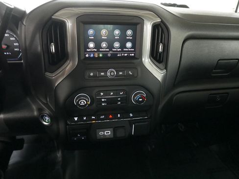 Used 2024 Chevrolet Silverado 2500 Custom w/ Custom Value Package image 15