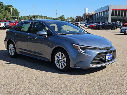 New 2026 Toyota Corolla XLE FWD image 3
