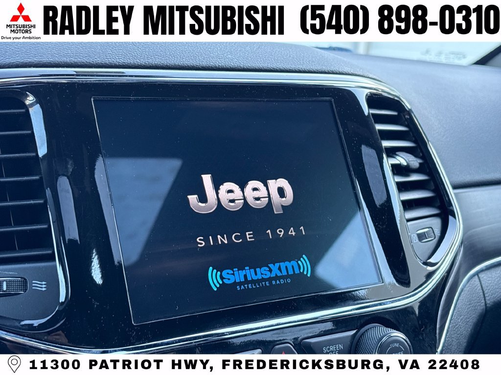 Used 2021 Jeep Grand Cherokee Limited w/ Premium Lighting Group AWD/4WD image 8