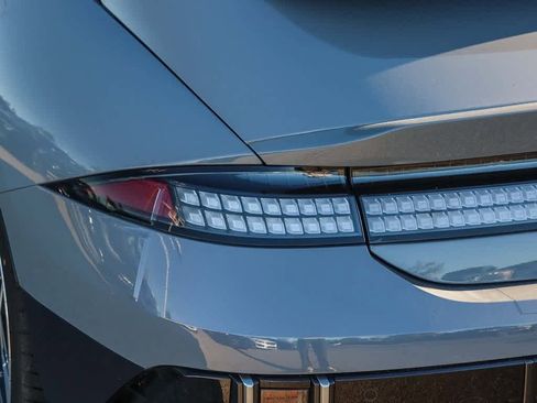 Used 2024 Hyundai Ioniq 6 SEL image 9