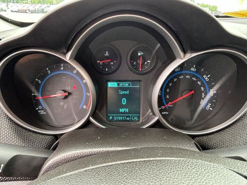 Used 2015 Chevrolet Cruze LT FWD image 21