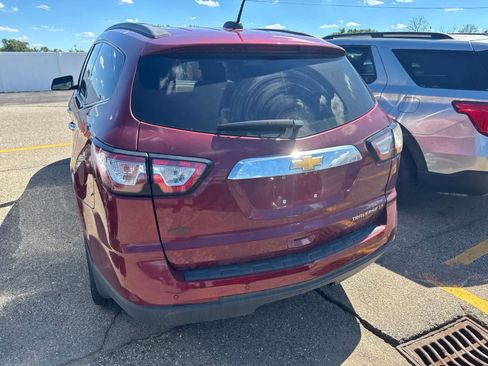 Used 2016 Chevrolet Traverse LT w/ Traveler's Package FWD image 10