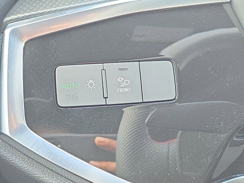 New 2025 Audi Q3 2.0T Premium Plus image 23