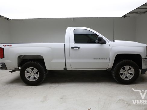 Used 2018 Chevrolet Silverado 1500 W/T AWD/4WD image 6