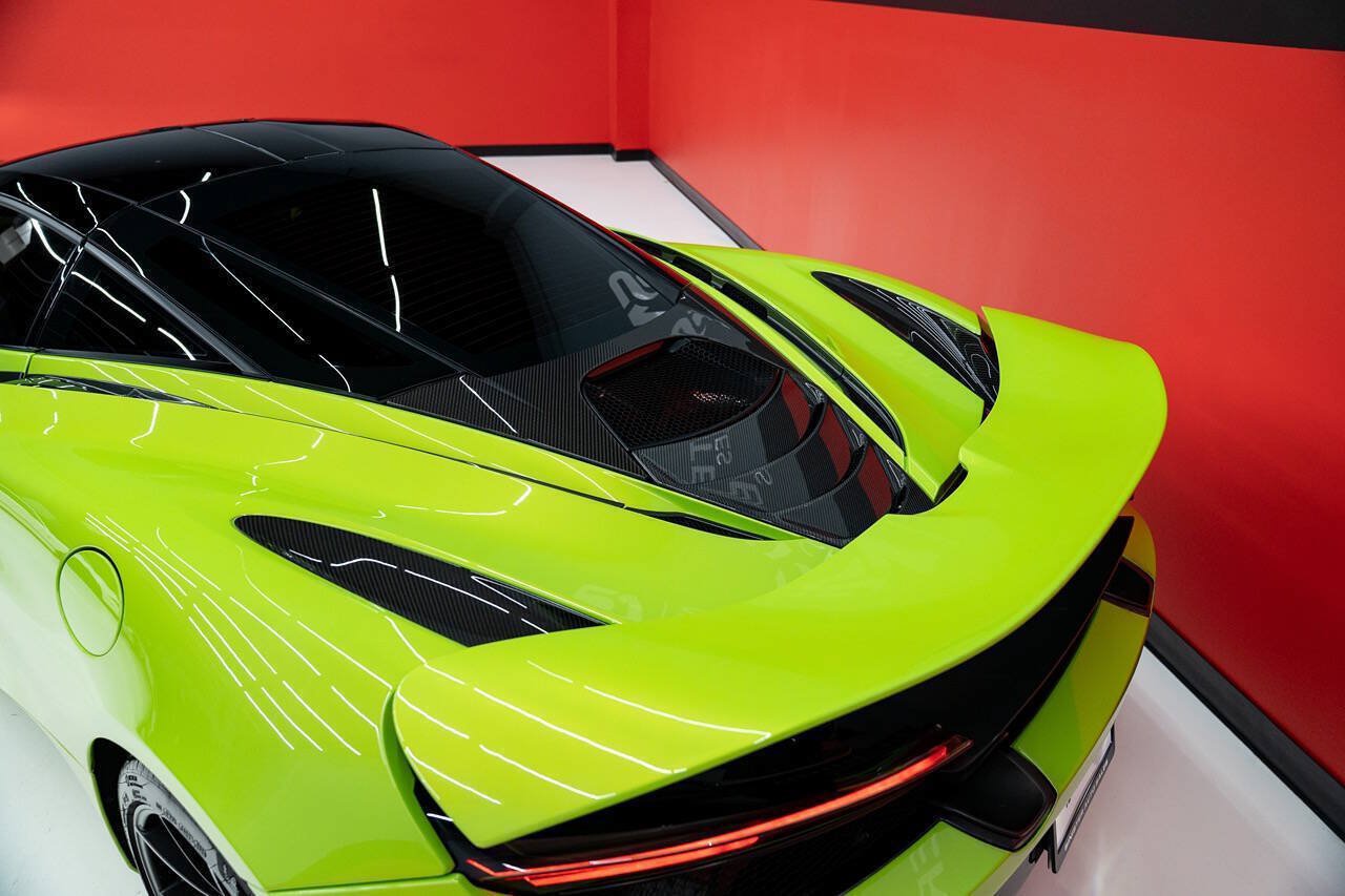 Used 2018 McLaren 720S Performance RWD image 12