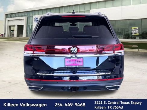 New 2025 Volkswagen Atlas SEL image 6