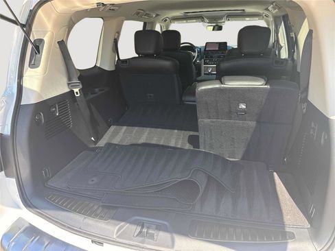 Certified 2024 INFINITI QX80 Luxe w/ Cargo Package AWD/4WD image 32