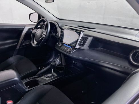 Used 2018 Toyota RAV4 XLE w/ Plus Extra Value Package AWD/4WD image 27