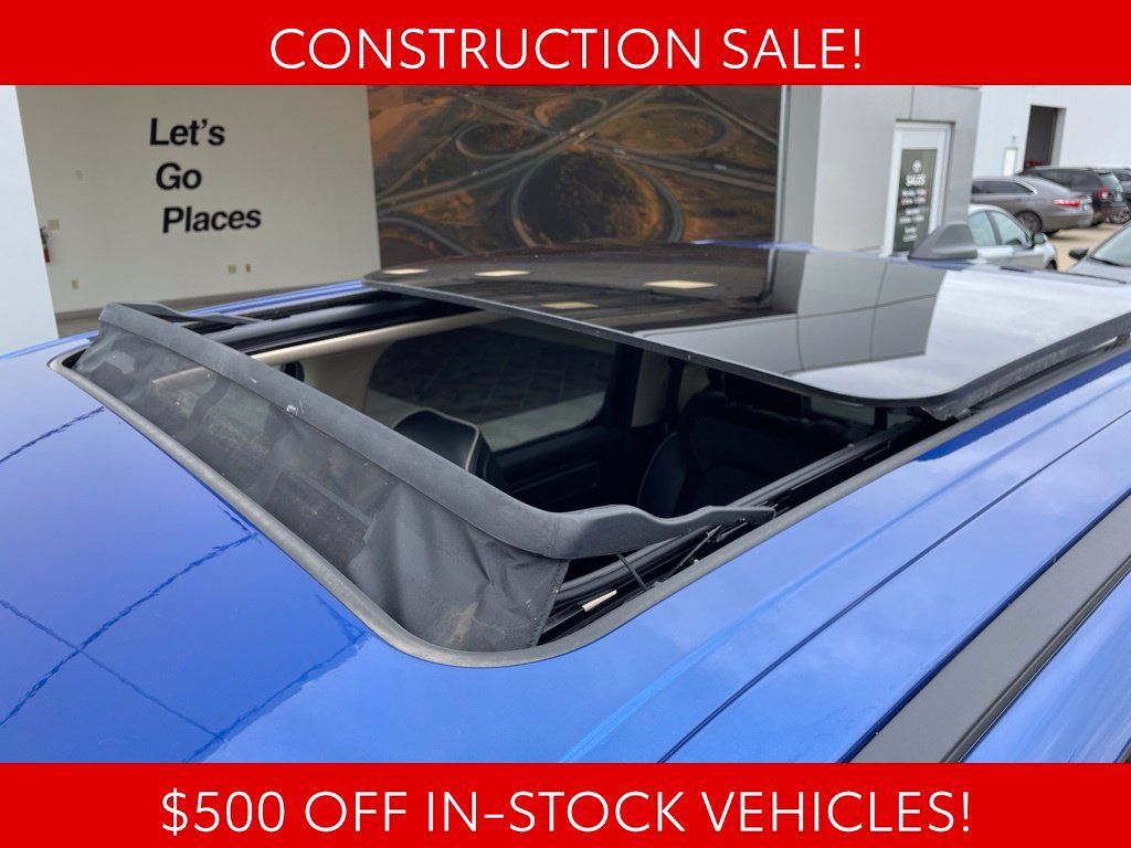 Used 2019 RAM 1500 Laramie AWD/4WD image 3