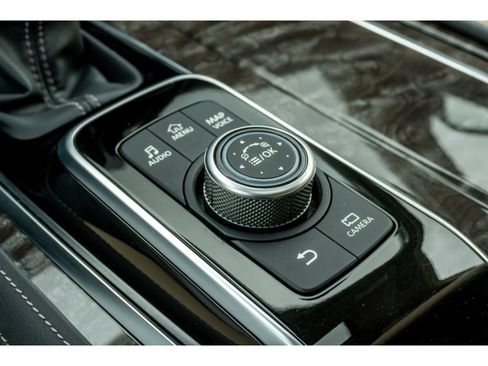 Used 2024 Nissan Armada Platinum w/ Captain's Chairs Package AWD/4WD image 30
