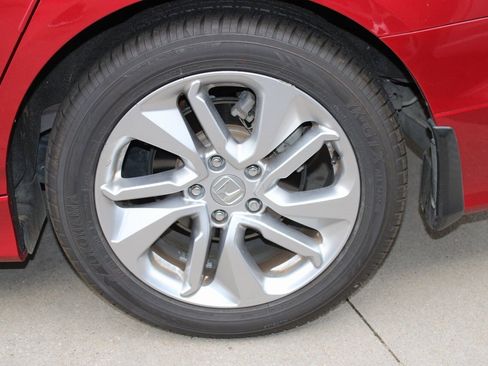 Used 2020 Honda Accord LX image 24