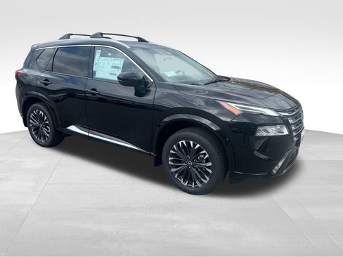 New 2026 Nissan Rogue Platinum image 8