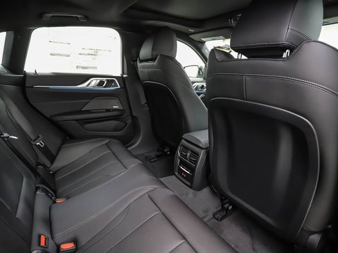 Used 2026 BMW i4 xDrive40i w/ Premium Package image 26